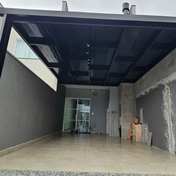Pergotelha em Mauá SP — Instalação em área gourmet com churrasqueira