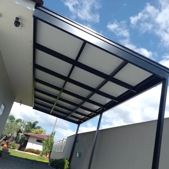 Pergotelha em Mauá SP — Cobertura com calha lateral para escoamento
