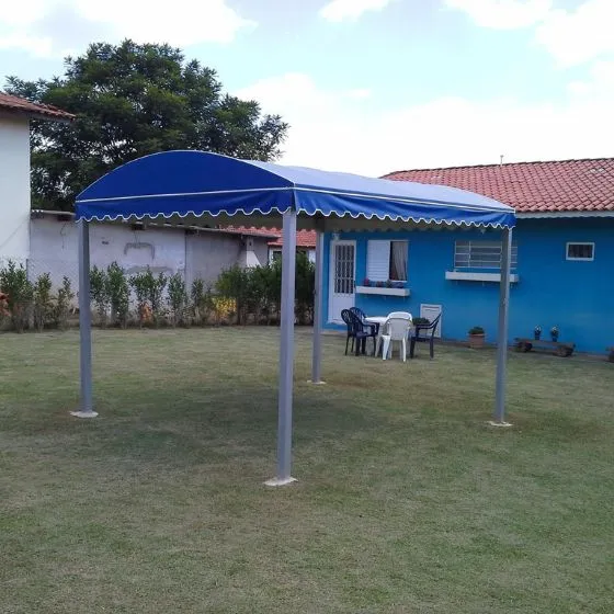Reforma de Toldos e Coberturas em Mauá SP — Cobertura em quintal residencial coberto