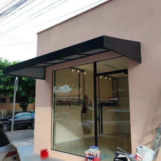 Toldo Fixo de Lona PVC em Mauá SP Toldo Fixo de Lona PVC em Mauá SP — Instalação em área gourmet com churrasqueira